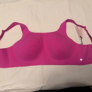 VSX Featherweight Max Sports Bra size 36 DD pink color